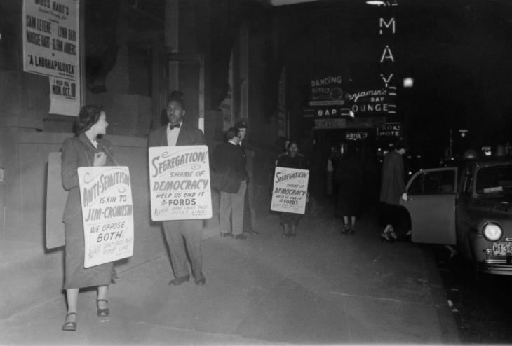Mrs. Bowen Jackson and Bayard Rustin protesting Ford's Theatre. Paul Henderson, MdHS, HEN.00.A2-155. 