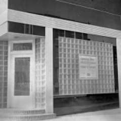 Storefront. Unidentified delicatessen, opening soon. Wilson Street and McCulloh Street, Baltimore, circa 1949. Paul Henderson, HEN.00.B1-101.